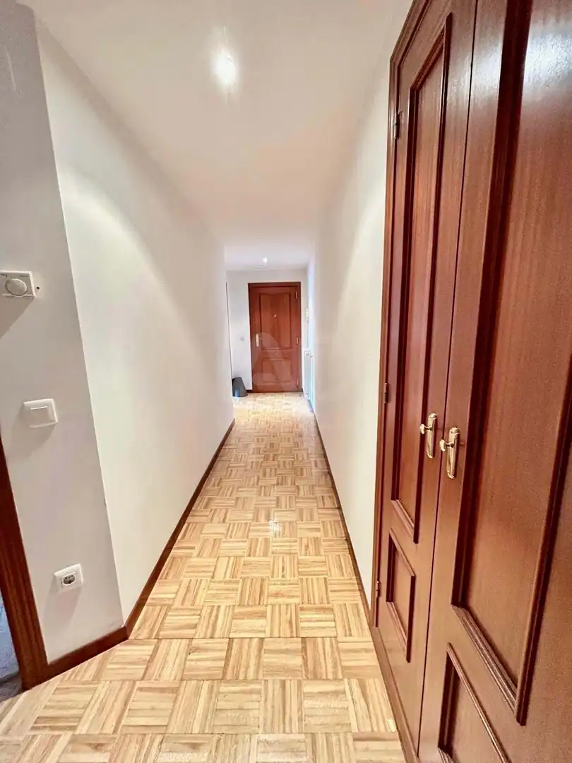 Piso en venta en La Bañeza  con Calefacción