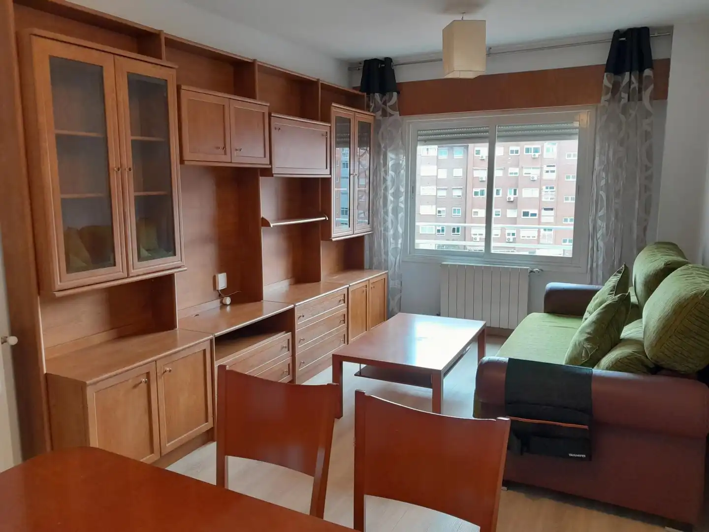 Living room of Flat for rent in Madrid  with Air Conditioner, Heating and Storage room