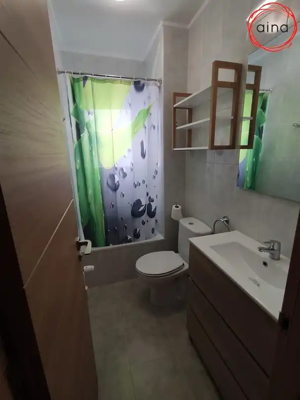 Baño de Piso de alquiler en Barañáin / Barañain con Calefacción y Balcón