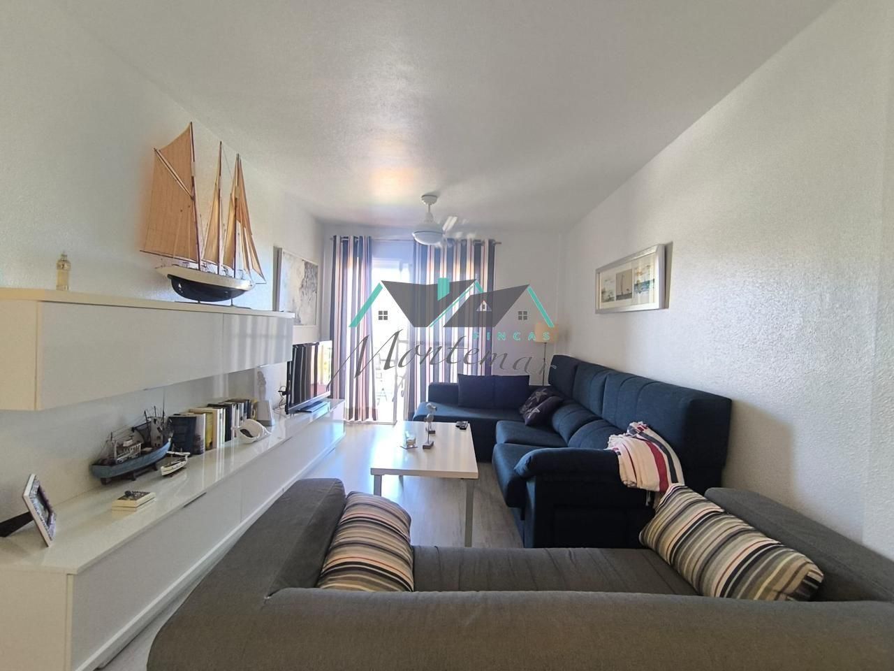 Living room of Flat for sale in Águilas  with Air Conditioner, Terrace and Furnished