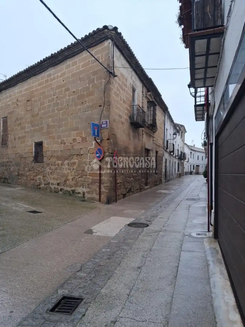 Vista exterior de Casa o chalet en venta en Baeza con Aire acondicionado, Calefacción y Terraza