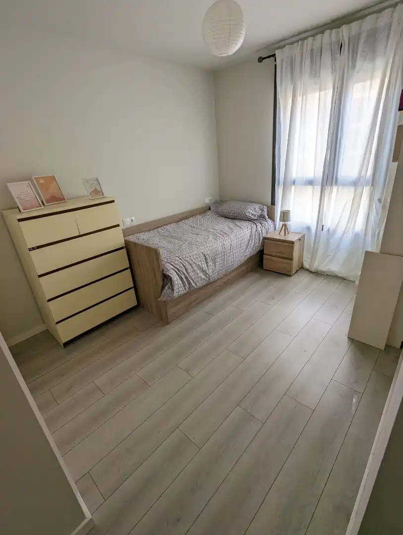 Dormitori de Pis de lloguer en Alicante / Alacant amb Aire condicionat, Calefacció i Parquet