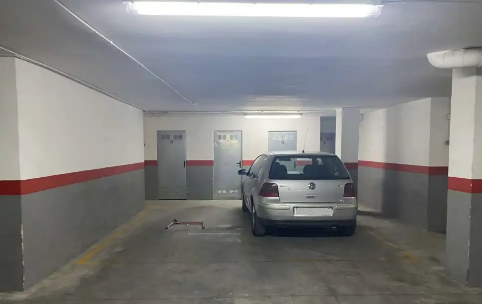 Garaje en venta en VICENT ANDRES ESTELLES, Benigànim