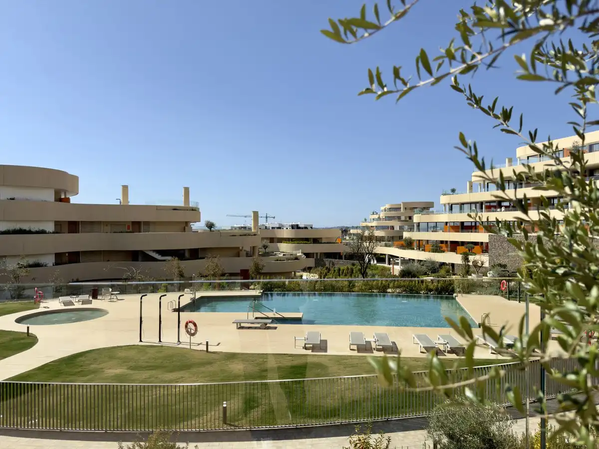 Piscina de Planta baja en venta en Fuengirola con Aire acondicionado, Calefacción y Terraza