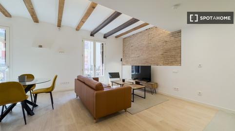 Photo 2 of Flat to rent in El Poble Sec - Parc de Montjuïc, Barcelona