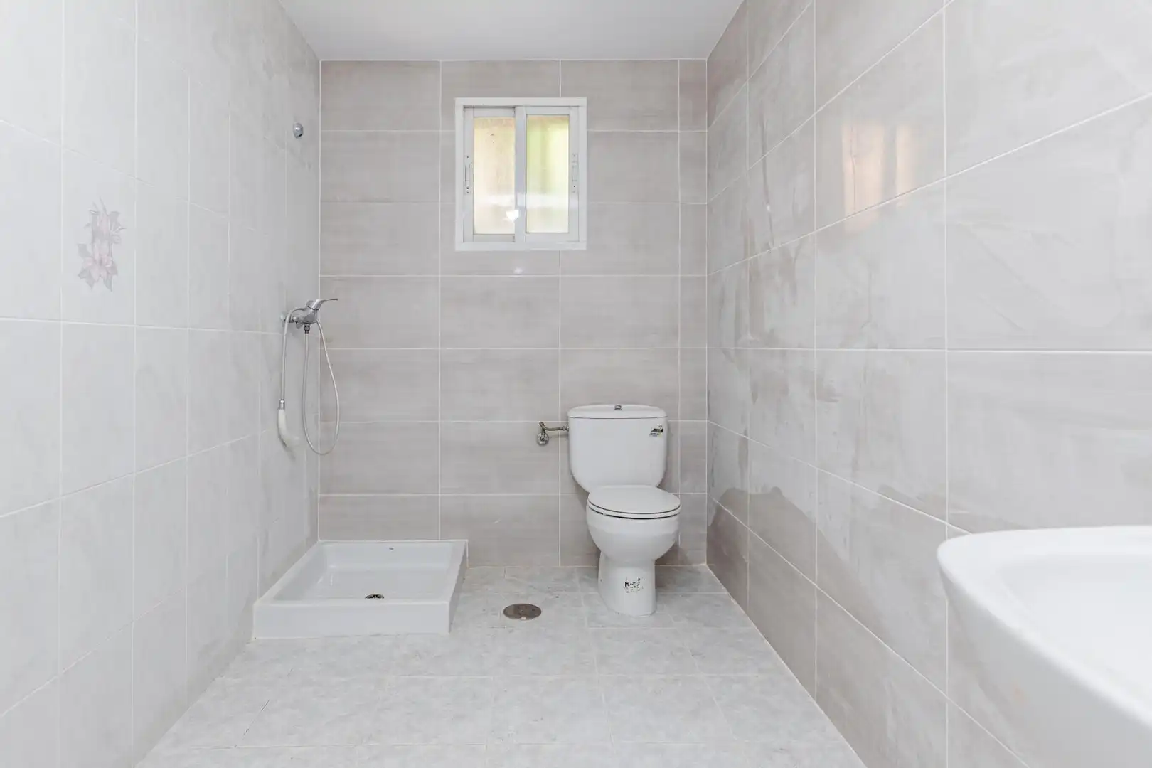 Baño de Casa o chalet en venta en Colmenar Viejo con Calefacción, Jardín privado y Terraza