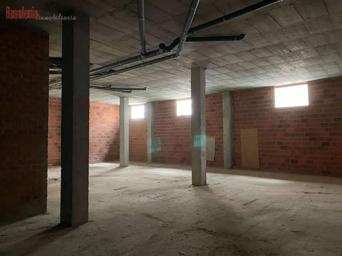 Local comercial en venta en Paraiso 19, imagen 2