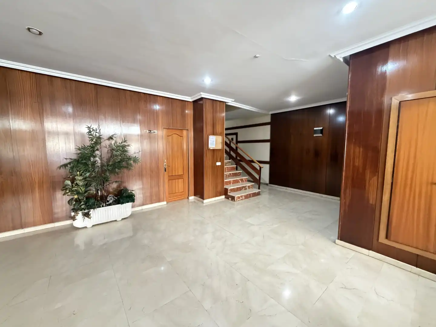 Piso con ascensor en venta en Calle de Braulio Vivas, imagen 31