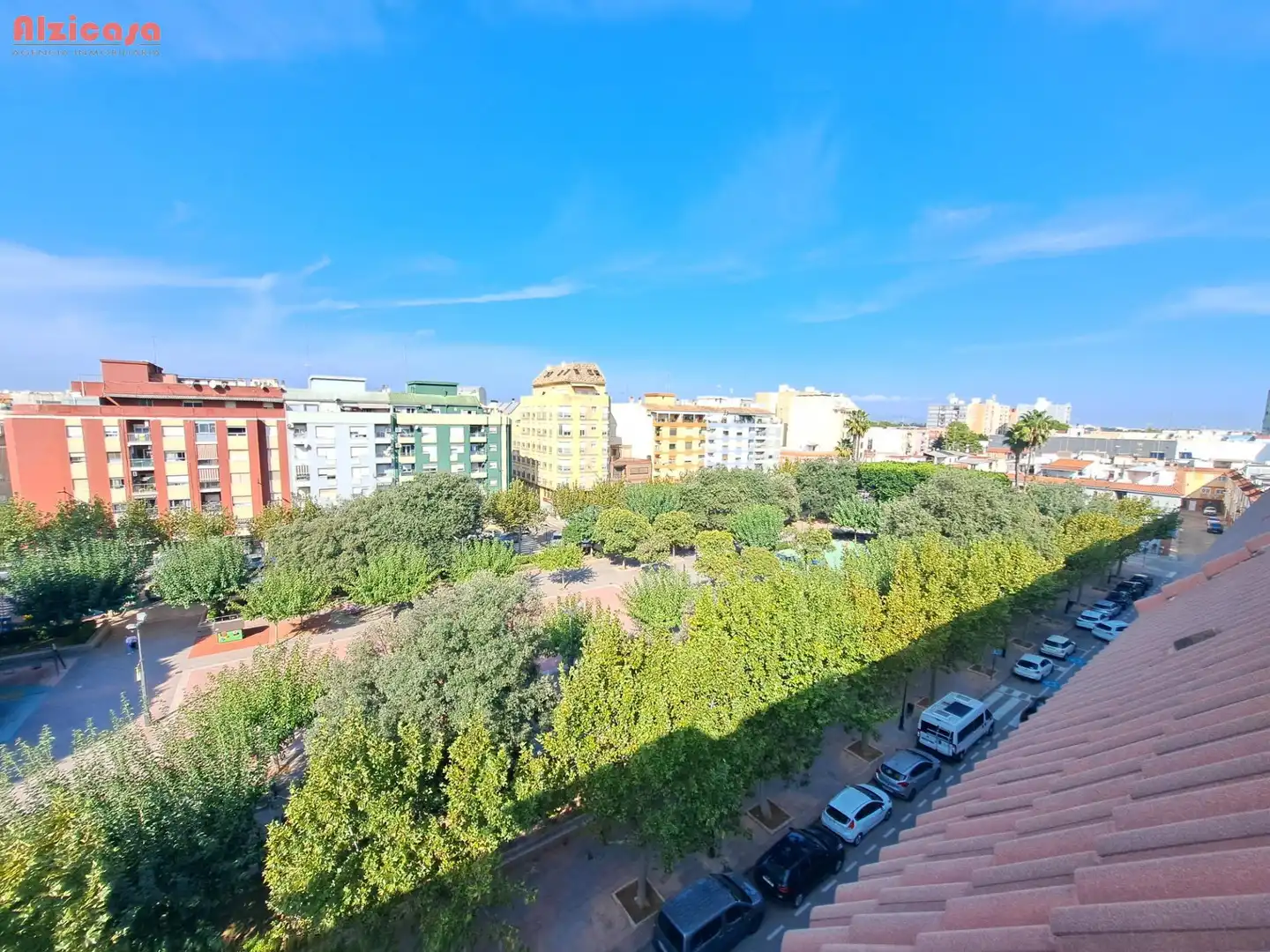 Àtic amb ascensor en venda a Casc Urbà, imagen 4