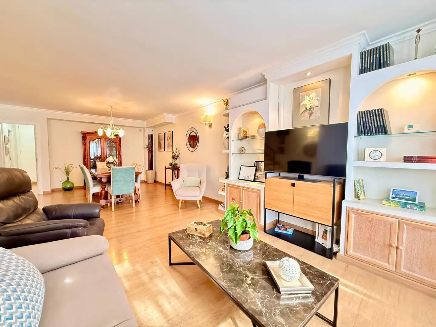 Sala de estar de Casa adosada en venta en  Palma de Mallorca con Aire acondicionado, Calefacción y Terraza