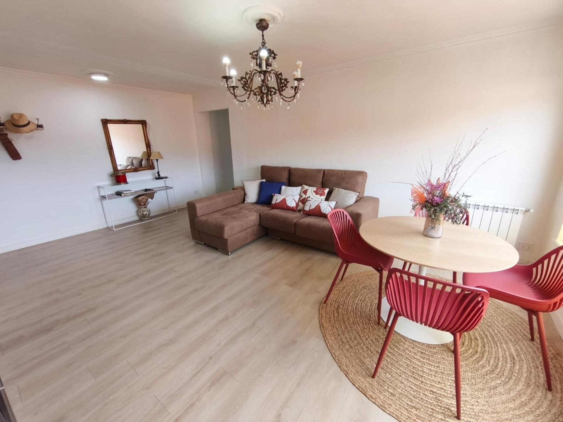 Wohnzimmer von Wohnung zum verkauf in Ribeira mit Heizung und Terrasse