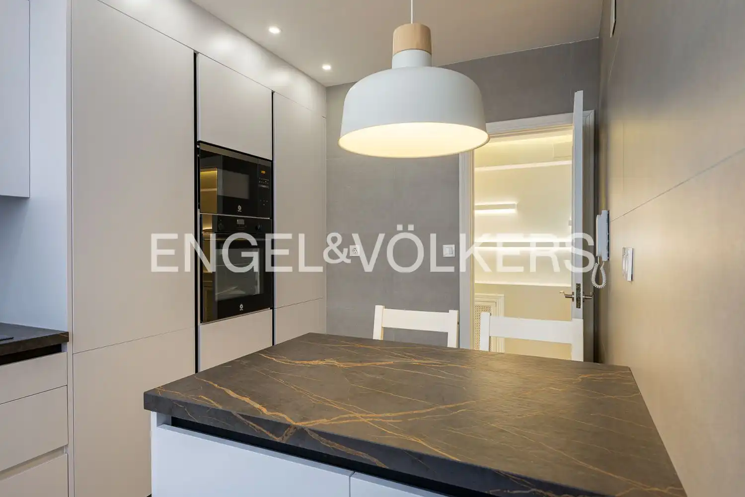 Cocina de Piso de alquiler en Valencia con Aire acondicionado, Calefacción y Terraza