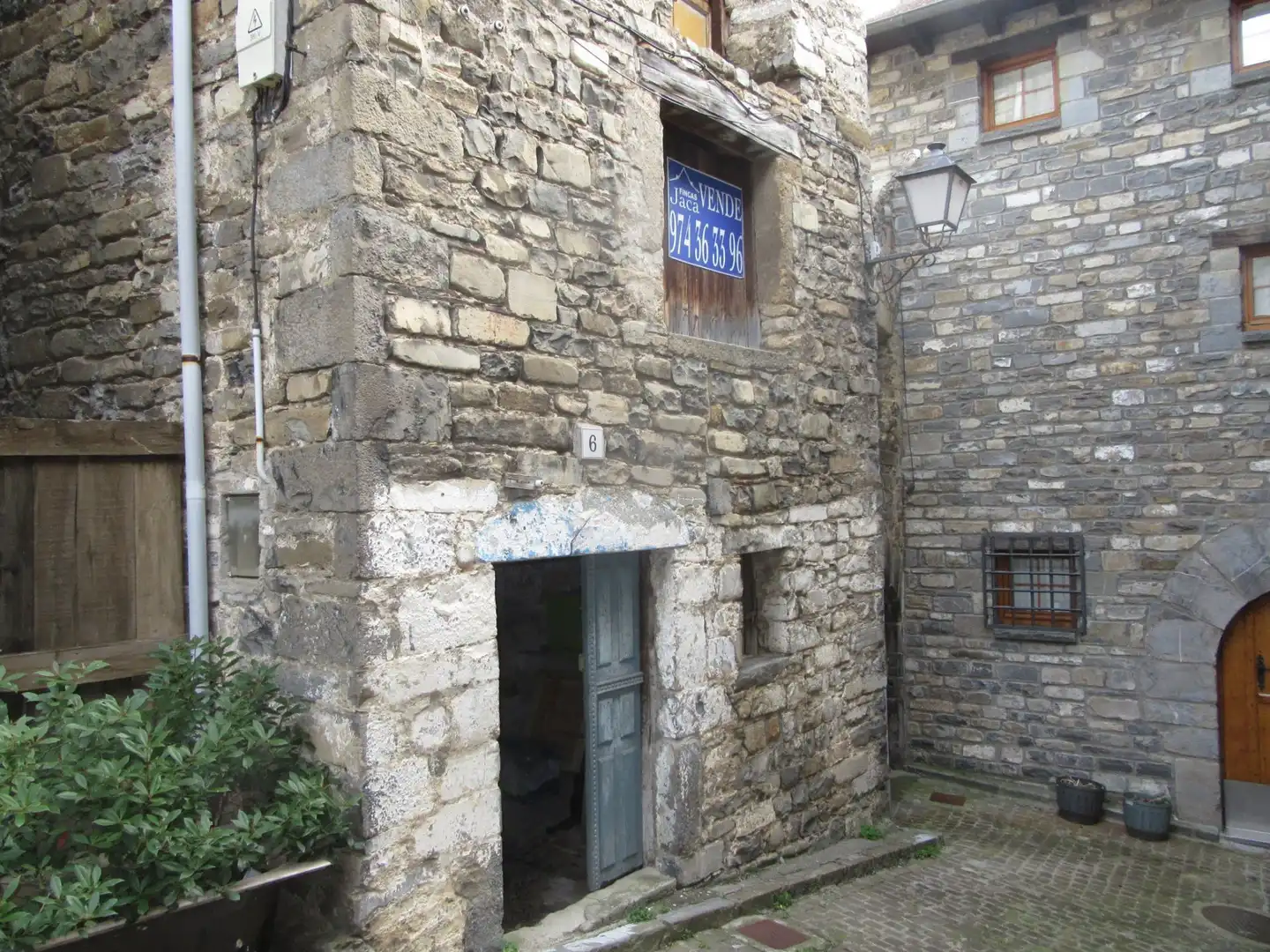 Vista exterior de Casa o chalet en venta en Aragüés del Puerto