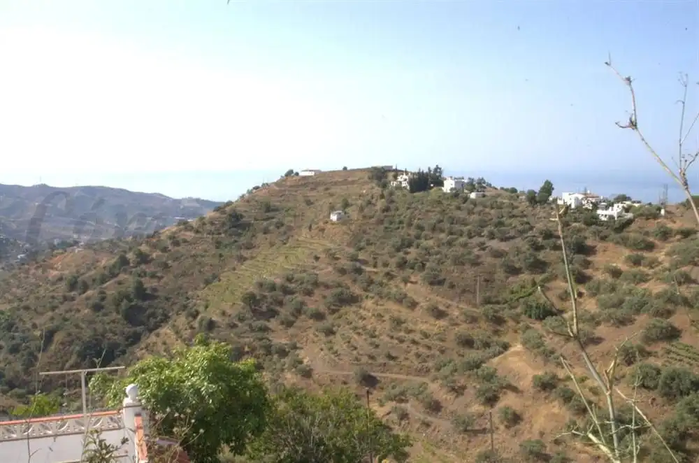 Rustikales Grundstück zum Verkauf in Torrox Pueblo, imagen 2
