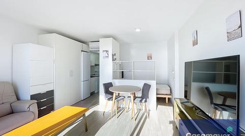 Foto 3 de Piso en venta en Calle Poeta Vila y Blanco, Ensanche - Diputación, Alicante