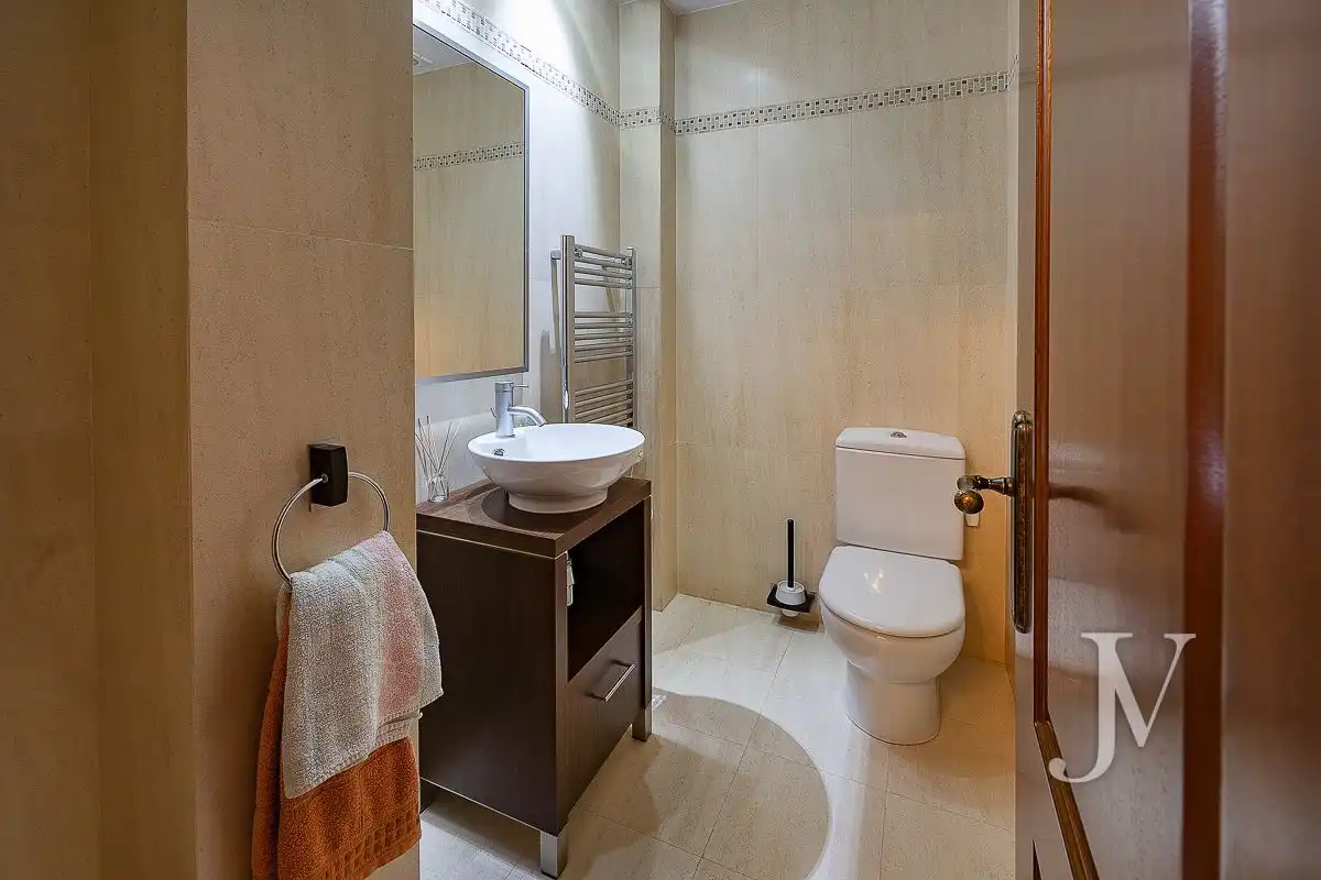 Baño de Casa o chalet en venta en El Casar con Aire acondicionado, Calefacción y Jardín privado