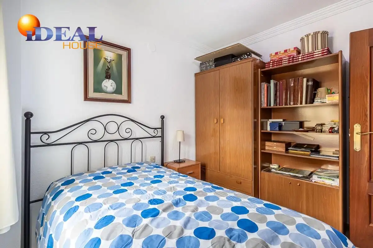 Piso con ascensor en venta en Calle ARQUITECTO JIMENEZ LACAL, imagen 23