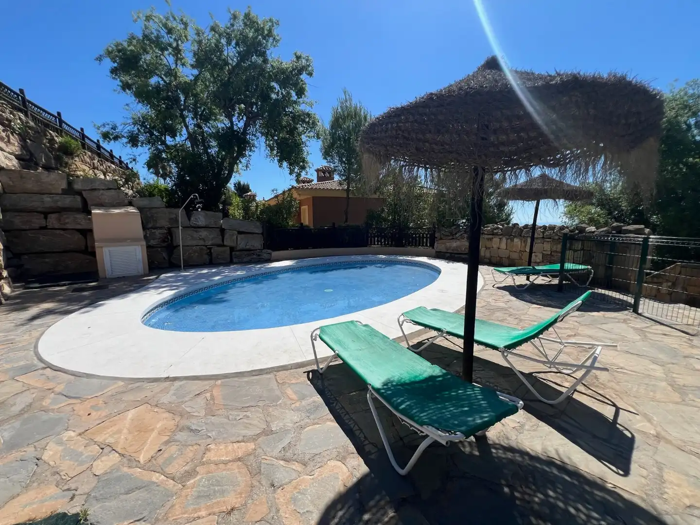 Piscina de Casa adosada en venta en Ojén con Aire acondicionado, Amueblado y Horno