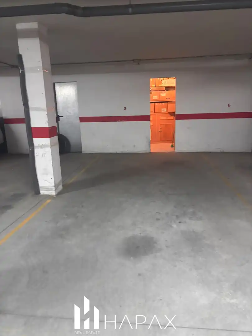 Aparcament de Pis en venda en Villamayor amb Calefacció