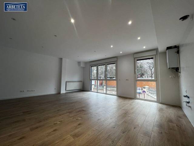 Piso en Alquiler en Casco Histórico