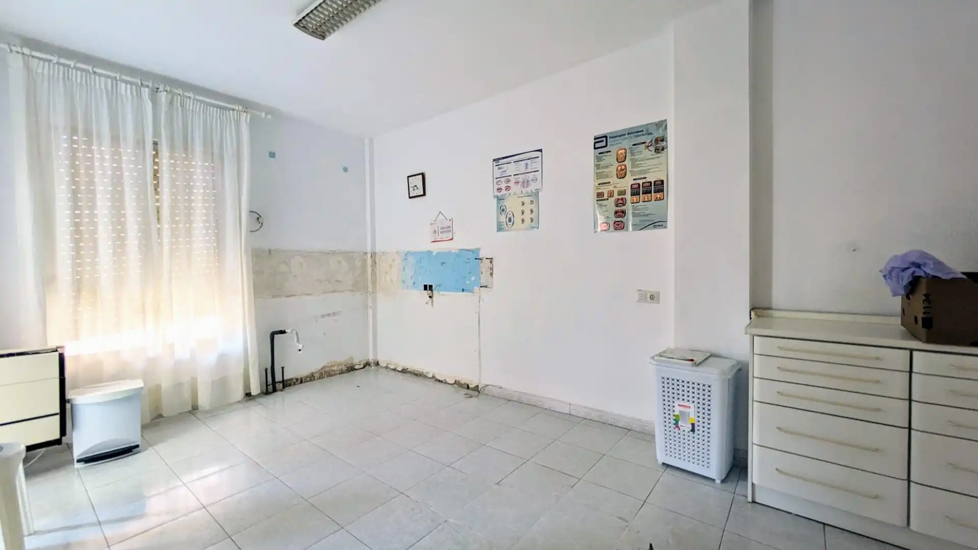 Flat for sale in Fuengirola  with Air Conditioner and Balcony