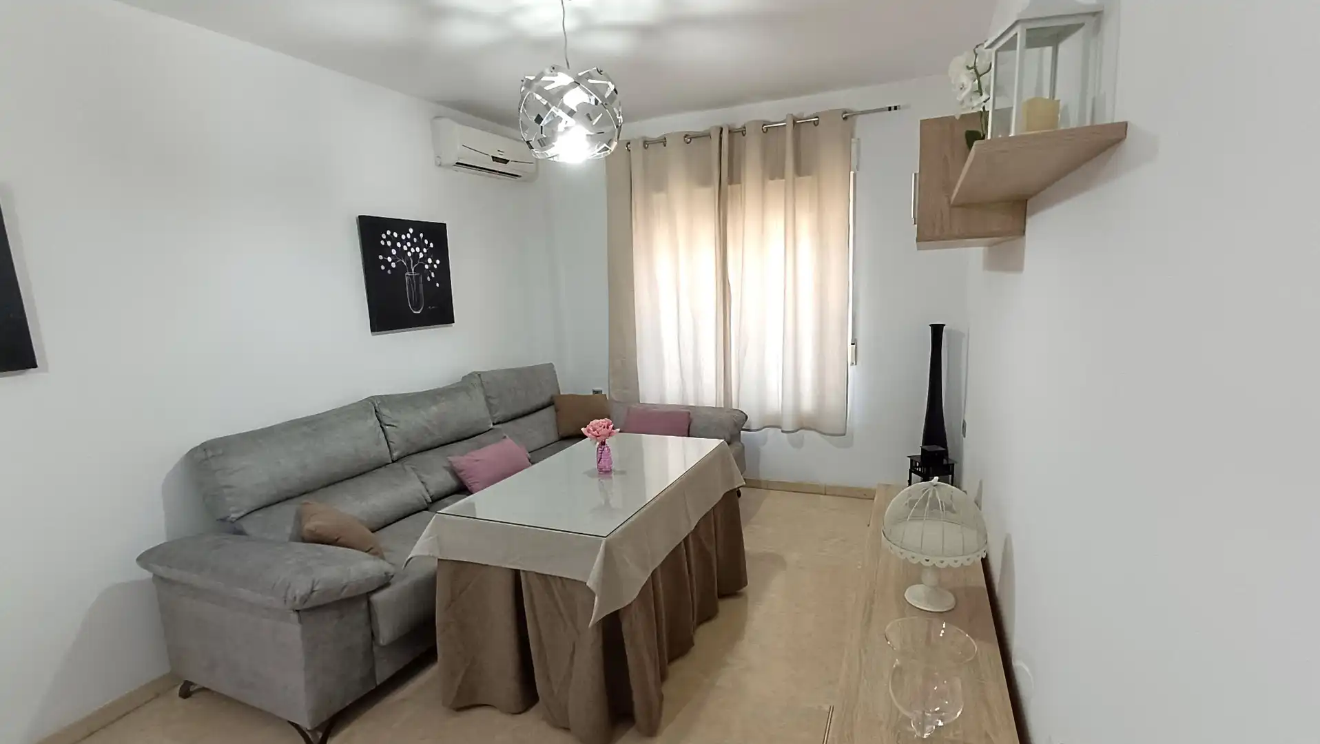 Wohnung zur Miete in Calle Tierno Galván, Las Tres Cruces