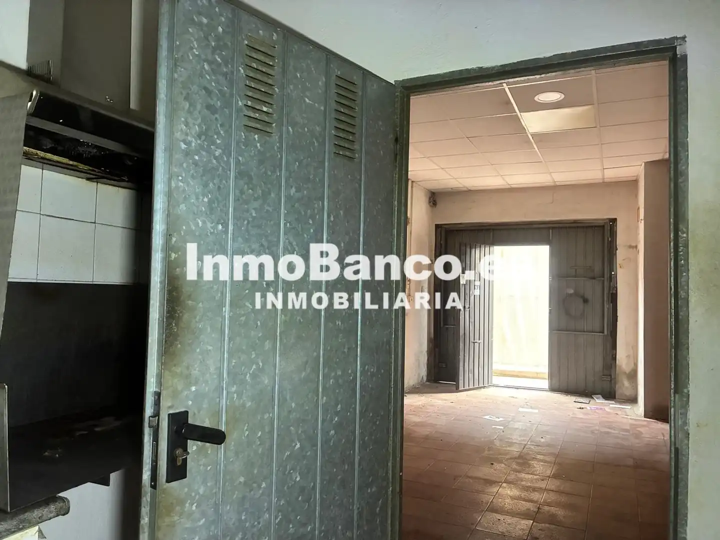 Commercial properties for sale in La Pobla Llarga  with Terrace