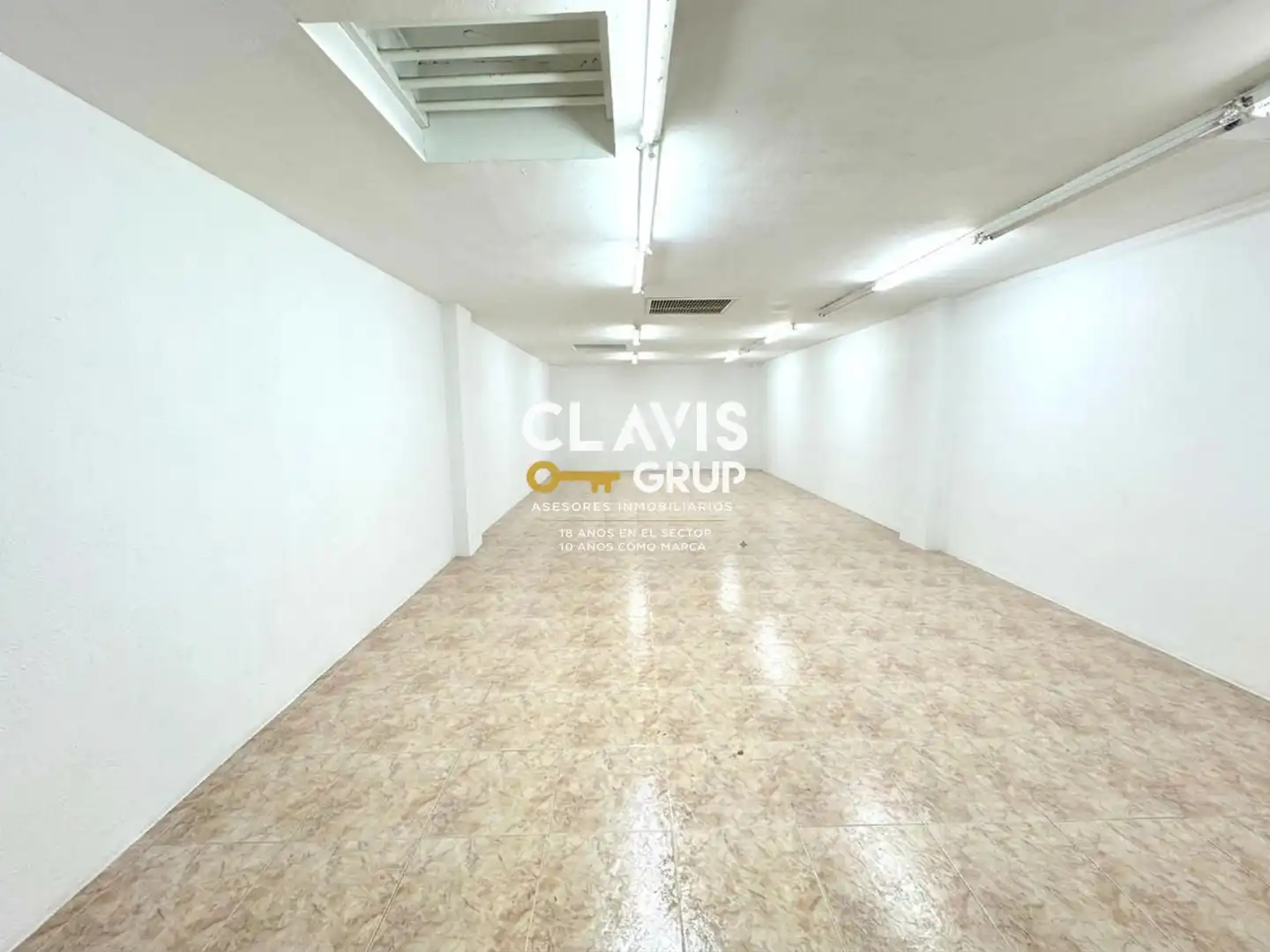 Local comercial en venda a Nou Barris, imagen 14
