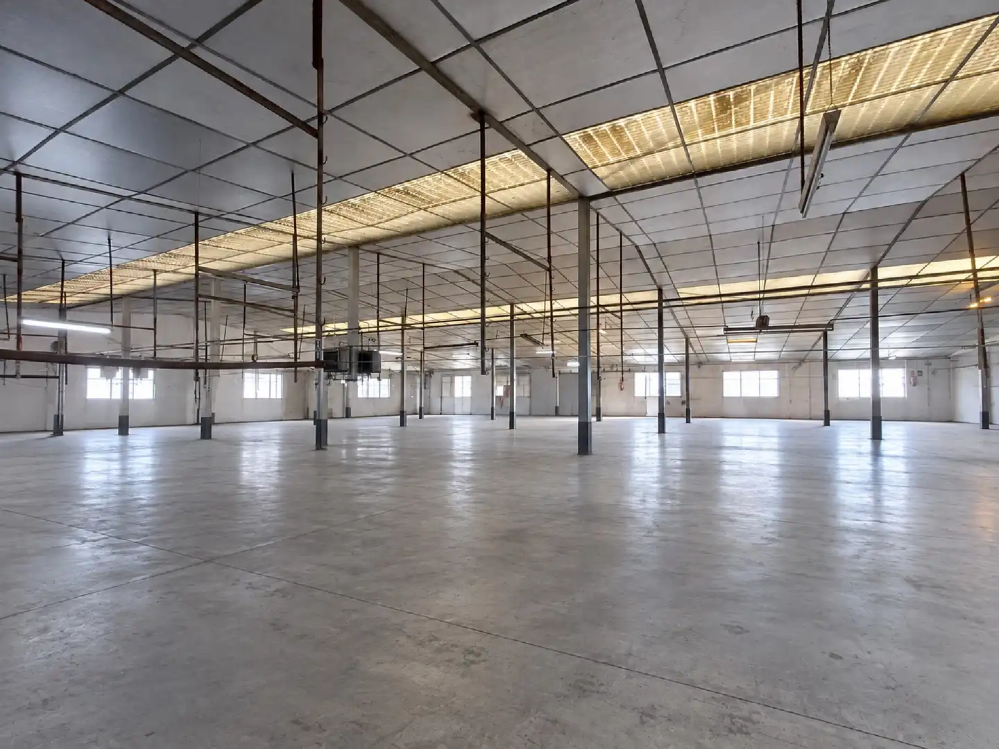 Fabrikhallen zur Miete in Cabrera de Mar, Barcelona