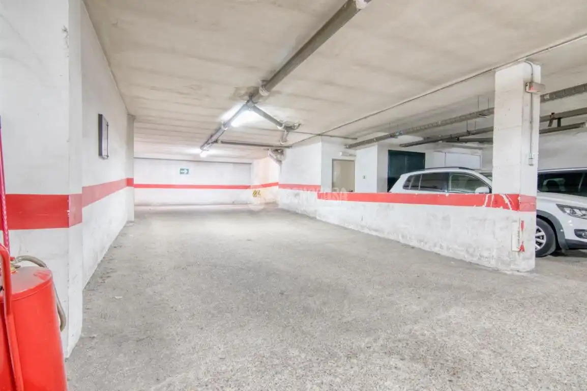 Parking of Flat for sale in Salamanca  with Heating and Balcony