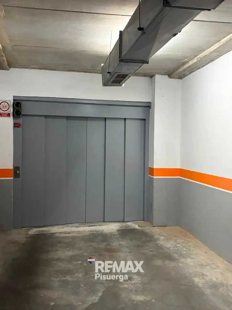 Moto avec ascenseur à vendre à Calle García Valladolid 2, imagen 4