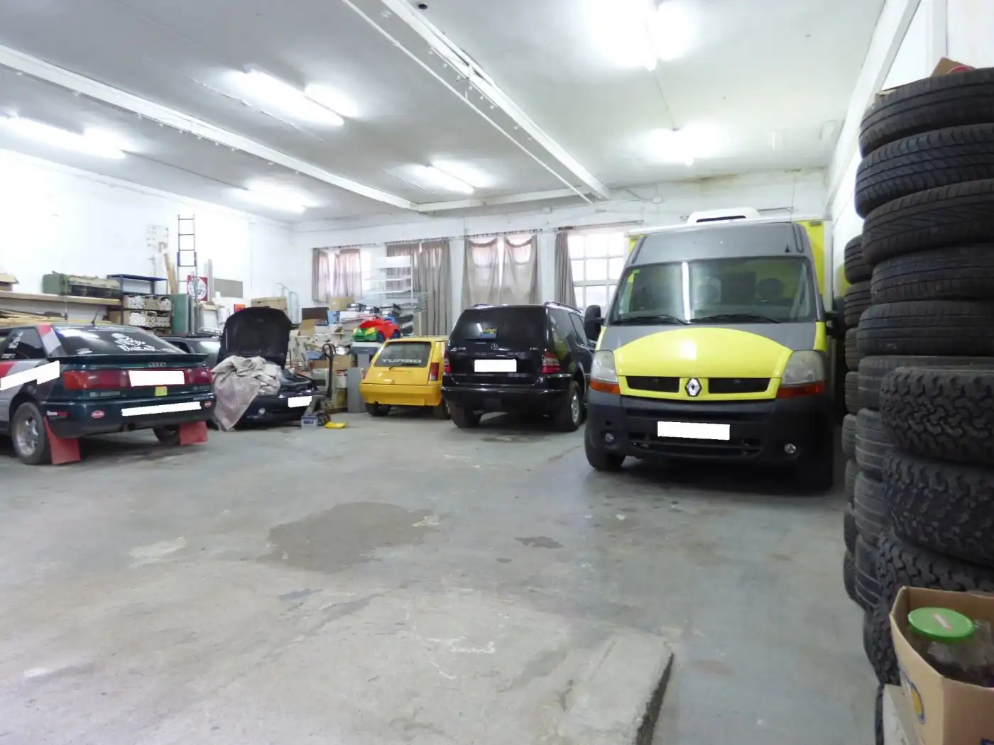 Parking de Nave industrial en venta en Manresa