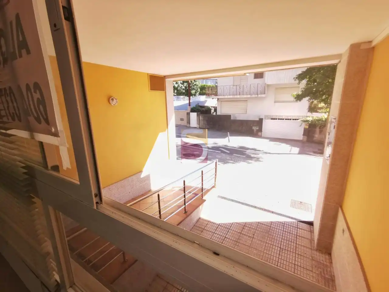 Terraza de Oficina de alquiler en Nigrán con Calefacción