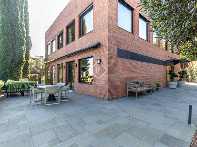 Casa-chalet en Venta en Ciutat Diagonal