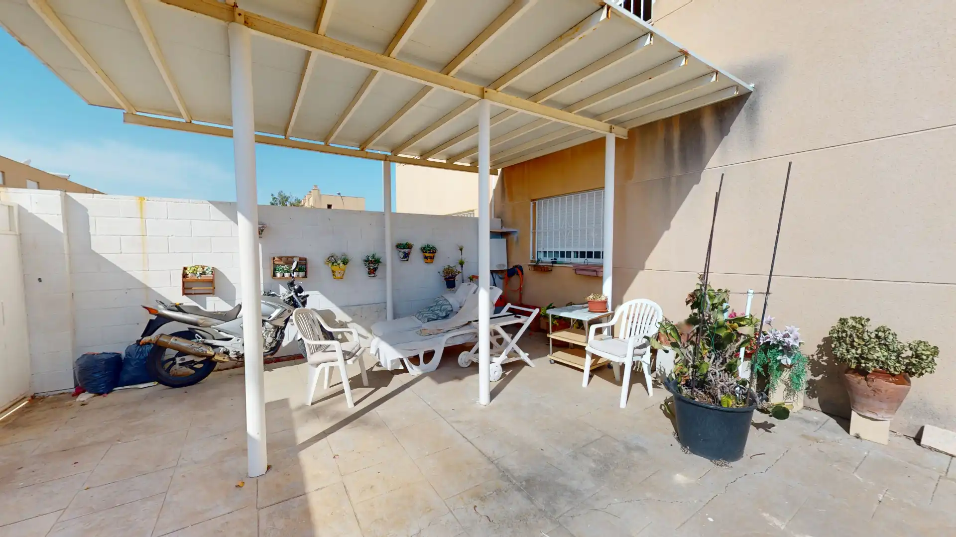 Terrassa de Casa o xalet en venda en El Campello amb Aire condicionat, Jardí privat i Terrassa