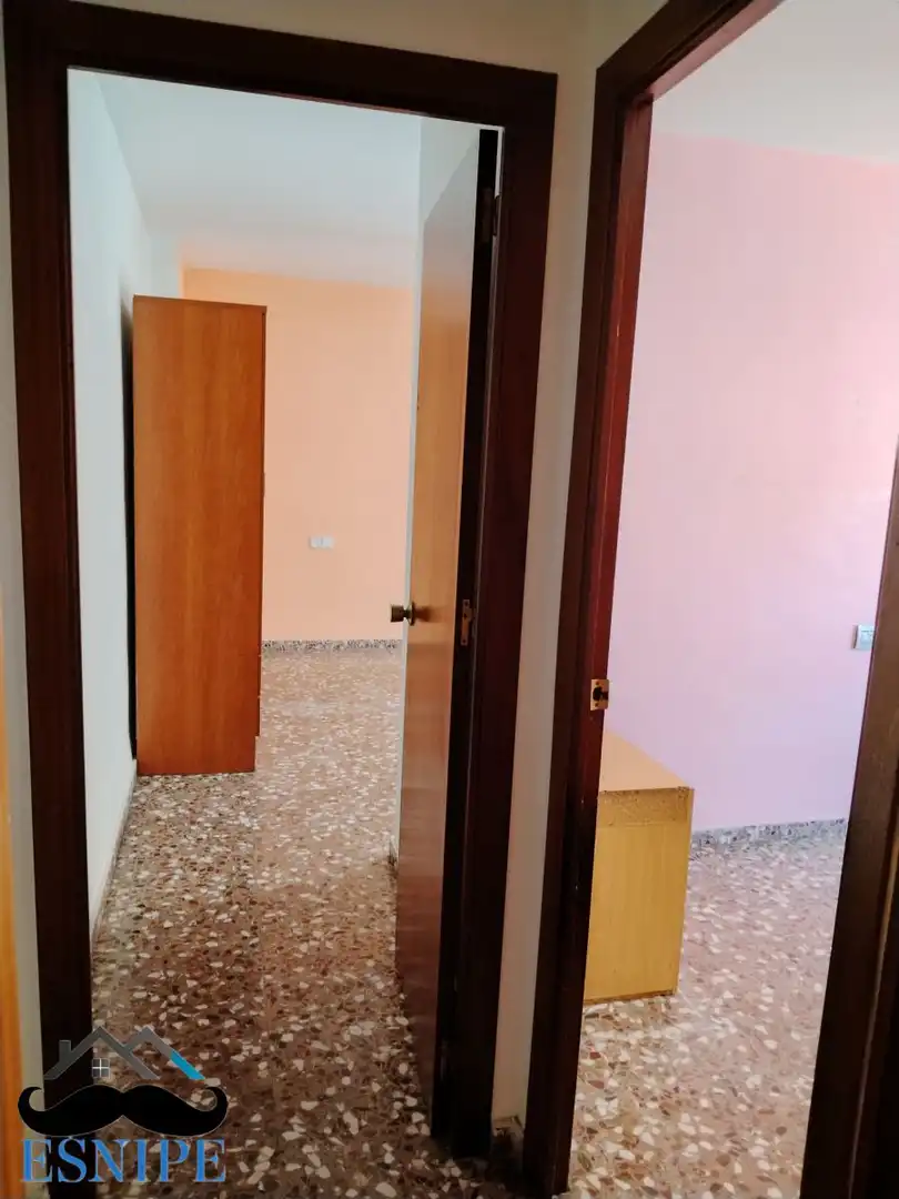 Wohnung zum Verkauf in Archena mit Klimaanlage und Balkon