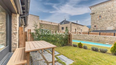 Foto 3 de Casa adosada en venda a Carrer Font, 3, Puigcerdà, Girona