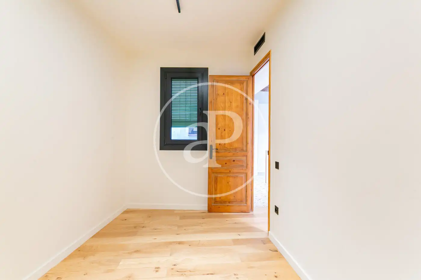 Piso en venta en Barcelona con Aire acondicionado, Calefacción y Balcón