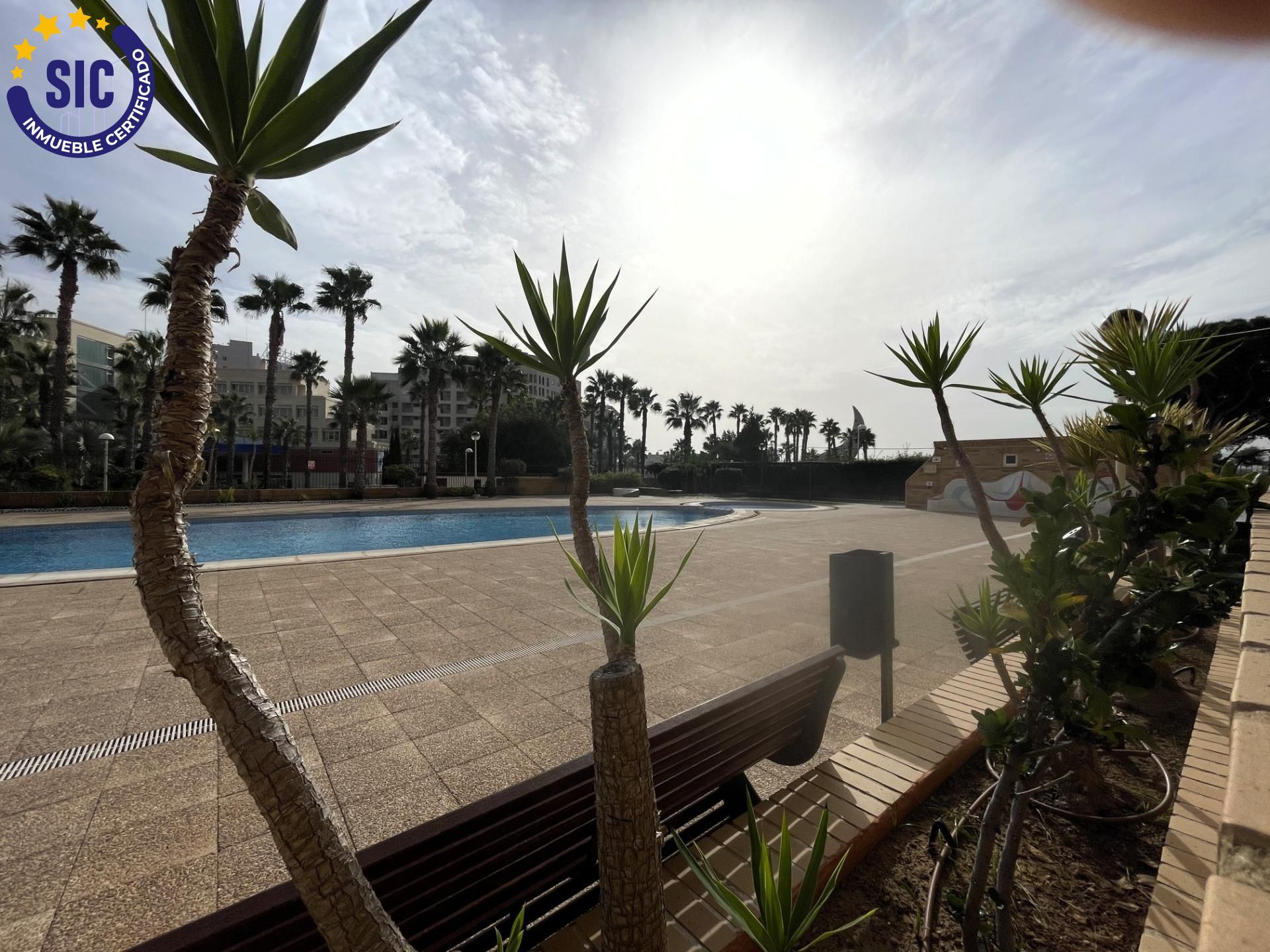 Piscina de Apartament en venda en Oropesa del Mar / Orpesa amb Aire condicionat, Jardí privat i Terrassa