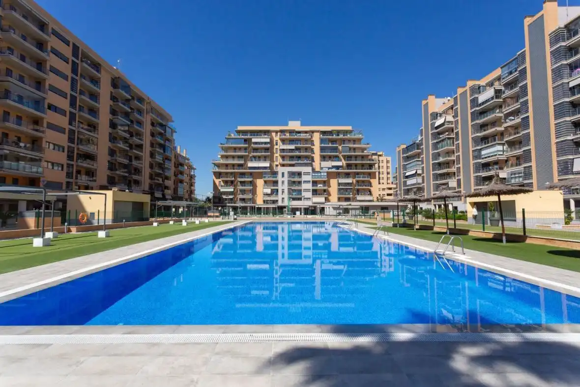 Àtic amb piscina en venda a Avenida Maestro jose Garberí, imagen 7