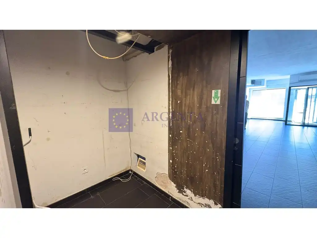 Business premises for sale in Nuevo Cáceres, imagen 8