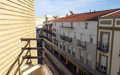 Vista exterior de Pis en venda en Don Benito amb Terrassa