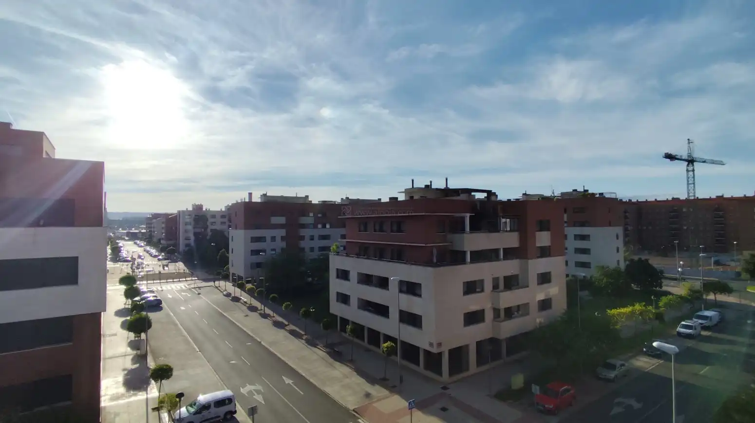 Vista exterior de Àtic en venda en  Logroño amb Calefacció, Jardí privat i Terrassa