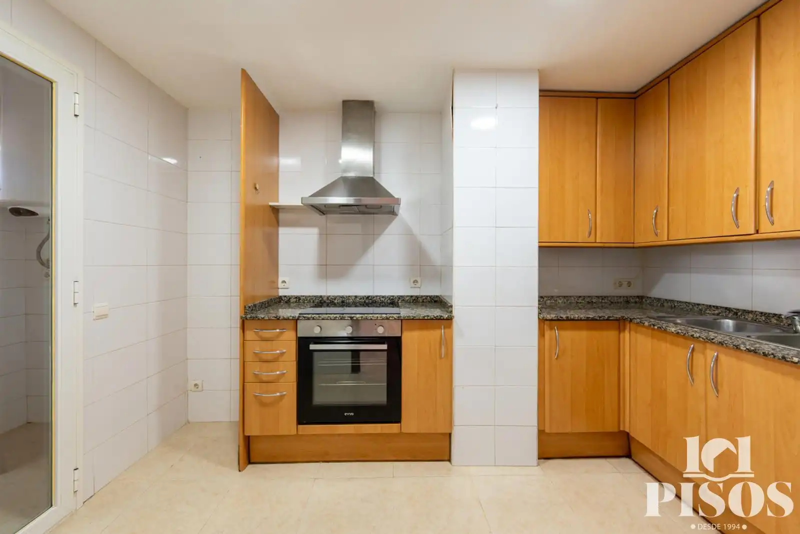 Kitchen of Duplexes for sale in Rubí  with Air Conditioner, Heating and Terrace