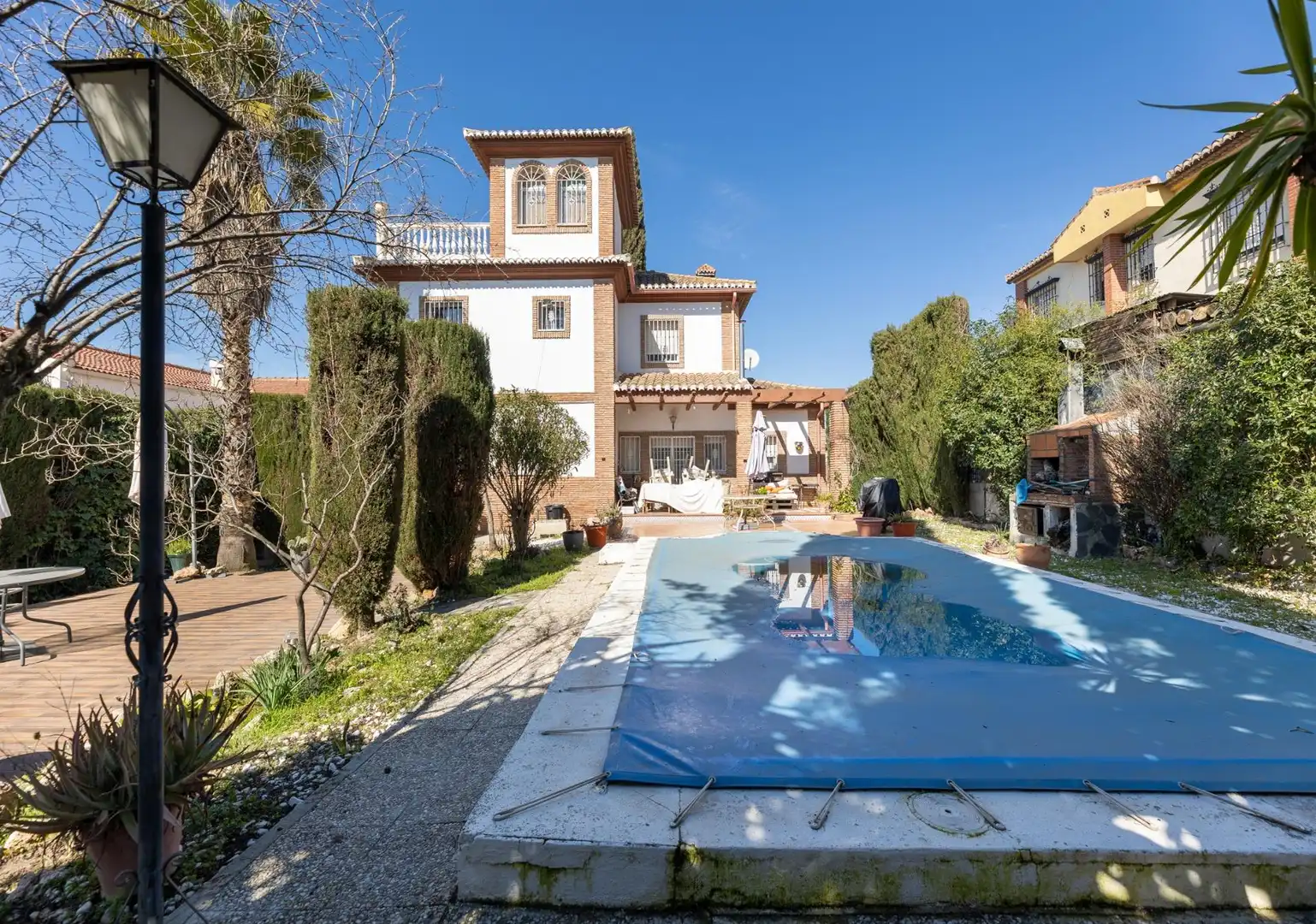 Jardín de Casa o chalet en venta en Peligros con Trastero y Piscina