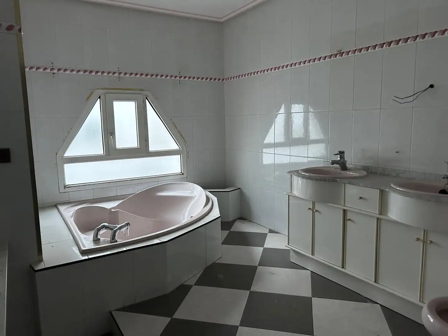 Bathroom of Flat for sale in Begíjar