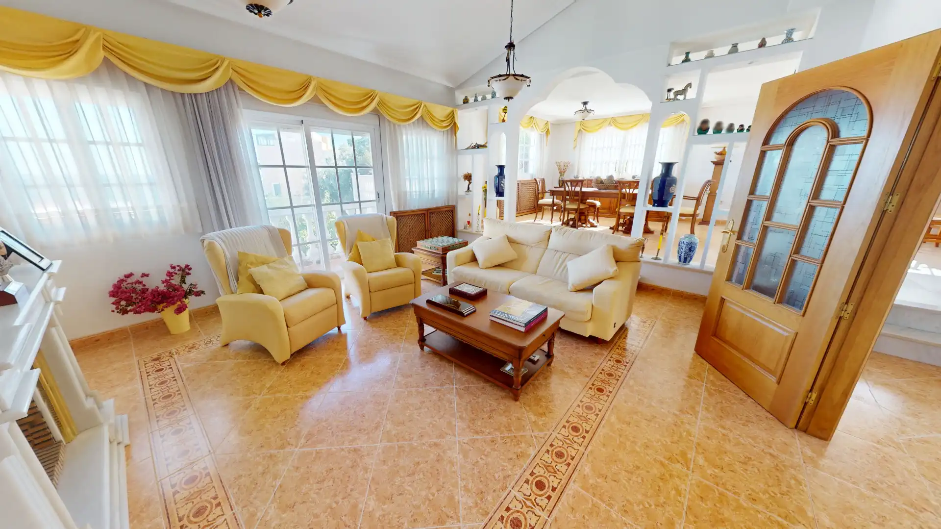 Sala d'estar de Casa o xalet en venda en El Campello amb Aire condicionat, Calefacció i Jardí privat