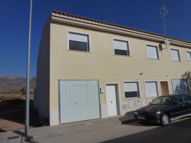 Single-family semi-detached for sale in Hondón de las Nieves / El Fondó de les Neus