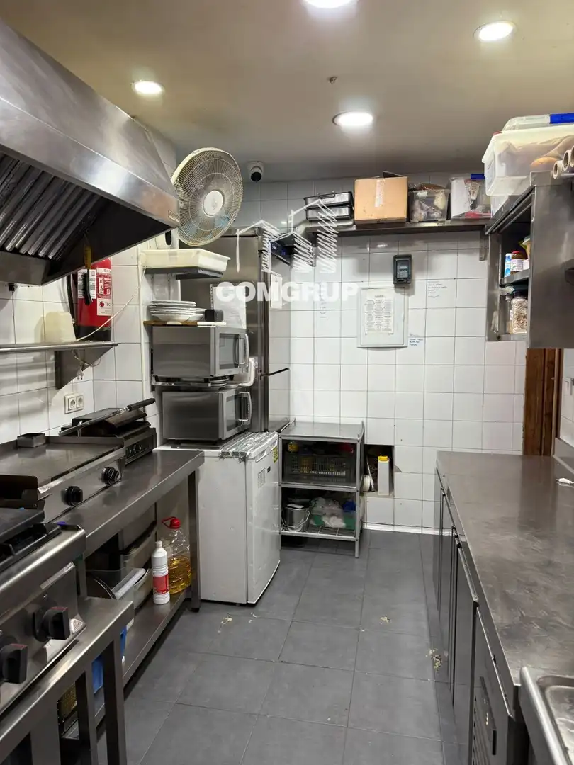 Local comercial en traspàs a Eixample, imagen 18