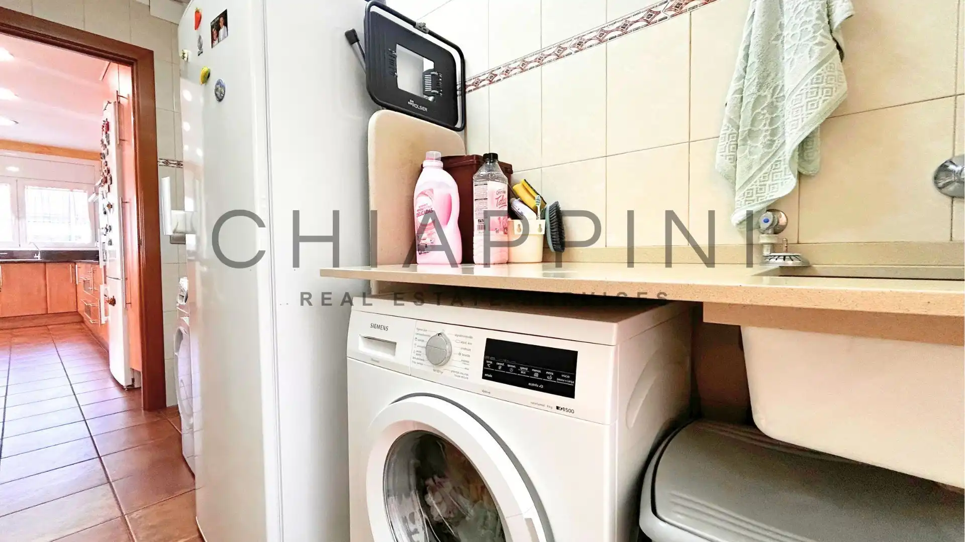 Küche von Einfamilien-Reihenhaus zum Verkauf in Manlleu mit Heizung und Abstellraum